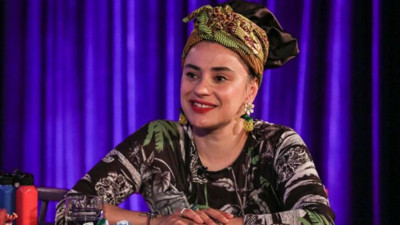 Ceylan Ertem Serdar Ortaç'ın projesinde yer alan sanatçılara ateş püskürdü