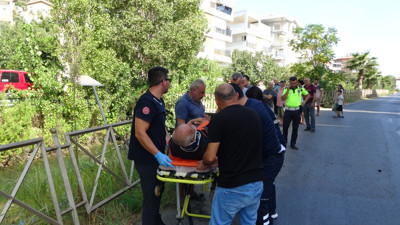 Direksiyonda uyuyan sürücü sulama kanalına uçtu