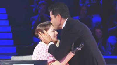 Kenan İmirzalıoğlu milyonluk soruyu açtıran yarışmacıyı alnından öptü. Milyoner'e damga vurdu