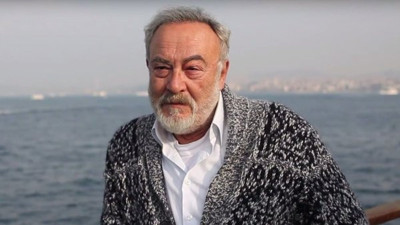 Usta oyuncu Mehmet Ulay hayatını kaybetti