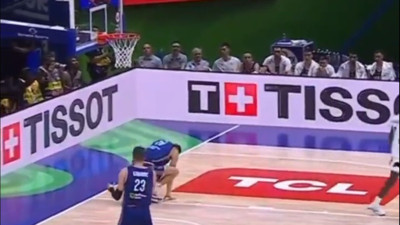 Maçta rakibinden darbe alan Borisa Simanic böbreğini kaybetti