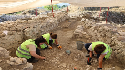 2500 yıllık zar oyunu tablası bulundu
