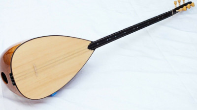 Bağlamadan nota yeriye çıktı. Polisler içine bakınca şaşkına döndü