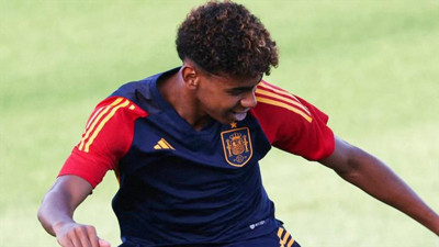 Barcelona'nın 16'lık yıldızı Lamine Yamal tarihe geçti