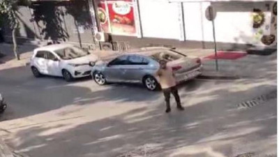 Uzaklaştırma kararı biter bitmez soluğu eşinin evinde aldı