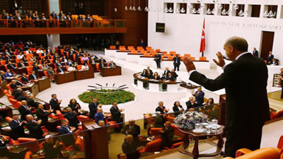 CHP listelerinden meclise giren Gelecek Partili 3 vekil AKP’ye geçiyor