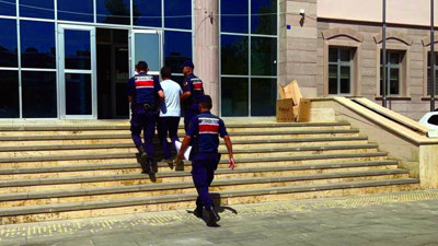 50 hektar ormanı çay ateşinden yakmış