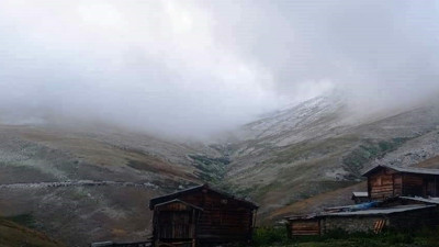 Artvin'e mevsimin ilk karı yağdı