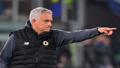 Galatasaray'a Mourinho engeli. O yıldızın transferini reddetti