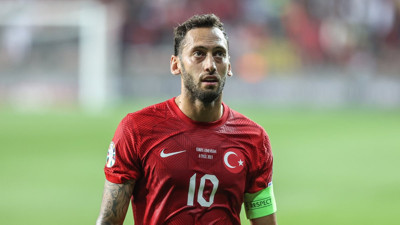 Hakan Çalhanoğlu istemediği için Emre Mor milli takıma alınmıyor: Bomba iddia