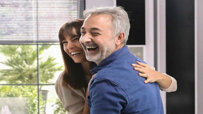 Arzum Onan ve Mehmet Aslantuğ hakkında flaş iddia. Magazin dünyası şokta