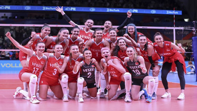 Vakıfbanklı milli voleybolcu Japonya'ya transfer oldu