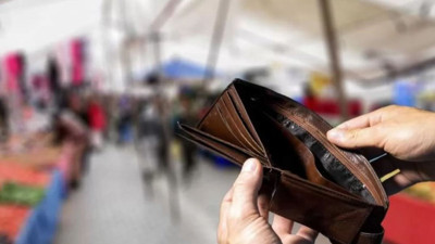 Yoksulluk sınırı 41 bin lirayı aştı. Yüzde 52 Türkiye’sinde ekonomi uçuyor