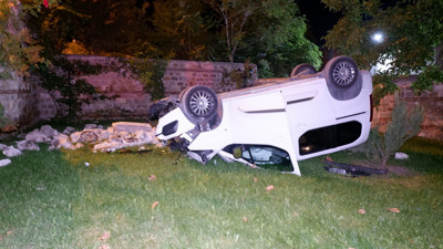 Polisin "dur" ihtarına uymayan göçmen kaçakçıları camii bahçesine uçtu