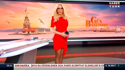 Herkes HaberTürk'ün sabah spikerini konuşuyor. Ekrana çıktı reytingleri altüst etti