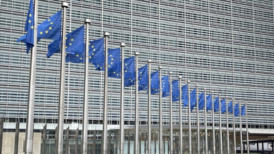 AB Polonya'dan vize usulsüzlüğü iddialarıyla ilgili izahat istedi