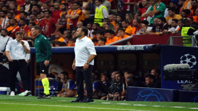 Okan Buruk'tan ıslık açıklaması. Taraftara tepki gösterdi