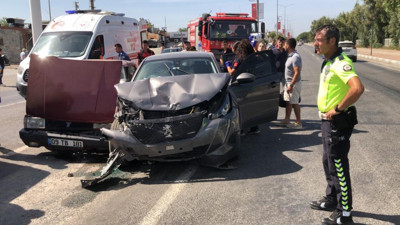 İki otomobilin çarpıştığı kazada 5 kişi yaralandı