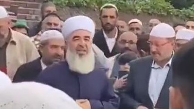 Menzil şeyhi Avrupa'da oluk oluk para topluyor