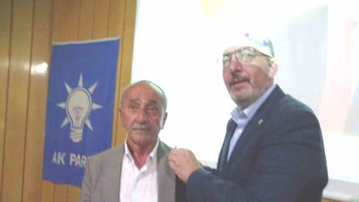 Sekiz ay önce atanan CHP'li başkan istifa edip AKP'ye geçti