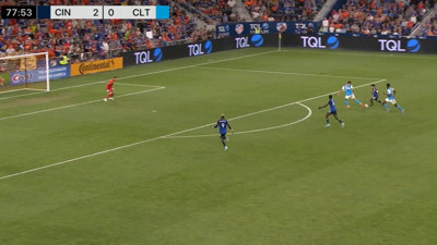 Orta sahadan başlayarak Maradona gibi herkesi sıraya dizdi