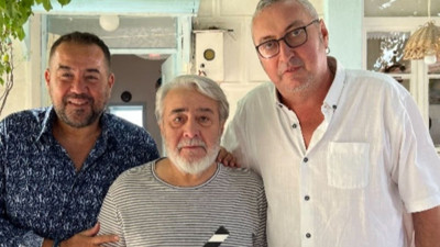 Ata Demirer yeni dizisi için sete çıktı. Netflix'te yayınlanacak