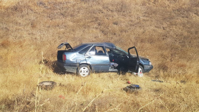 Kontrolden çıkan otomobil şarampole uçtu: 2 yaralı (25 Eylül 2023)