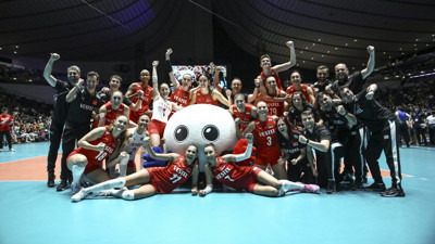 İhsan Şenocak yine Filenin Sultanları’nı hedef aldı: Milli başarıyı bir türlü hazmedemediler