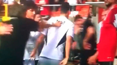 Şenol Güneş Salih Uçan'ı itekleyerek soyunma odasına gönderdi