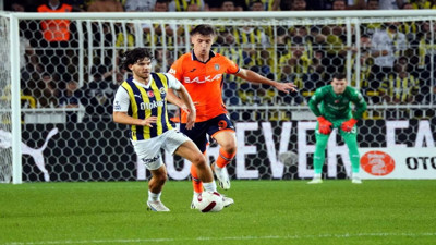 Piatek Çağdaş Atan'a tepki gösterdi. İlk yarı bitmeden soyunma odasına gitti