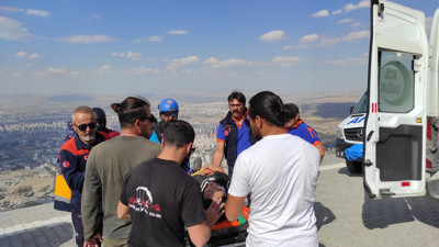 Yamaç paraşütü düştü: 2 Yaralı