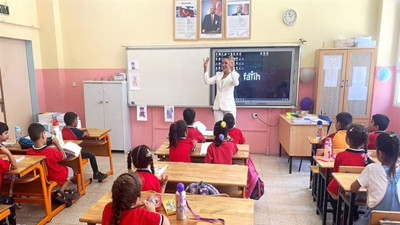 Öğretmenler meclise yürüyor. Sendika başkanı açıkladı