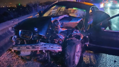 TIR’dan kopan lastik zincirleme kazaya neden oldu: 3 yaralı