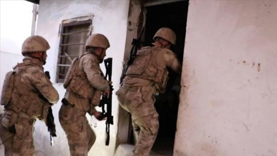 Bakan Yerlikaya duyurdu: 20 ildeki Narkogüç operasyonu. 90 zehir taciri yakalandı