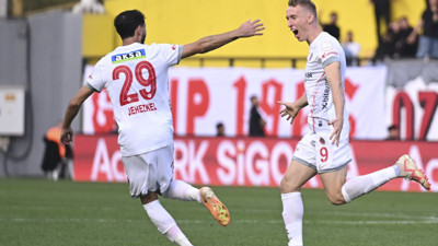 Antalyaspor nefes aldı. İstanbulspor kabustan uyanamadı