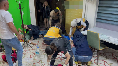 Komşu esnaf arasında bıçak ve sopalı 'sigara izmariti' kavgası