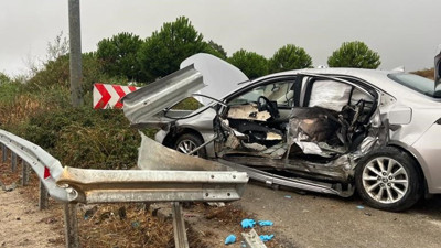 Bursa'da otomobil bariyerlere çarptı: 1 ölü