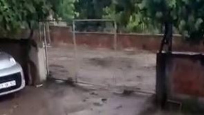 Cadde ve sokaklar dereye döndü