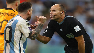 Mateu Lahoz'dan aylar sonra gelen Messi itirafı