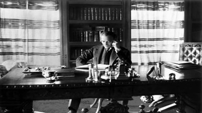 Emekli Tuğgeneral Naim Babüroğlu açıkladı: Ulu Önder Mustafa Kemal Atatürk’ü diğer tüm liderlerden ayıran özelliklerinden sadece biri