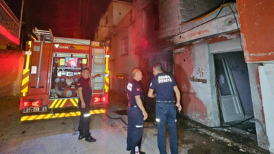 Yalnız yaşadığı evi kundaklayıp kaçtı