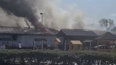 Mobilya imalathanesinde yangın (04 Ekim 2023)