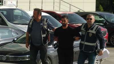 Cezaevi firarisi yorgan altından çıktı! 3 aydır aranıyordu...