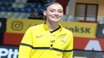 Zehra Güneş'in o halini görenler şoke oldu. Bakın yıllar önce hangi yarışmaya katılmış