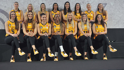 Vakıfbank sezonu açtı