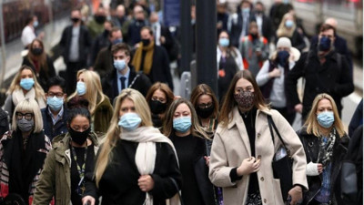 Komşuda koronavirüs vakalarında patlama