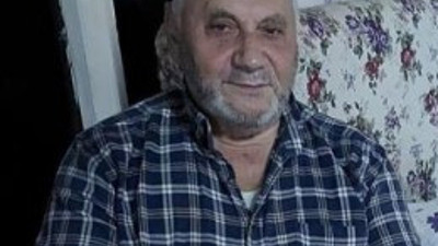 Kendi yaktığı anız ateşinde yanarak öldü