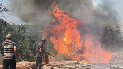 Serada çıkan yangın makilik alanı yaktı