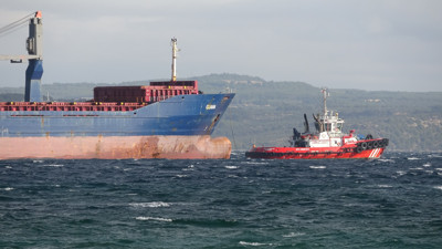 Çanakkale Boğazı’nda römorkörler alarma geçti