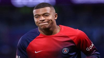 Mbappe 5 yıl sonra ilki yaşadı